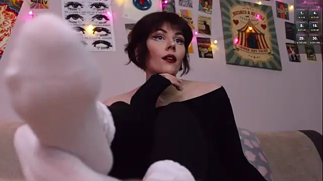 Luna Blake online show from April 2026 03:52:01 PM