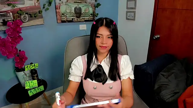 Snapshot of Julia-roberths chatting on January 2025 01:23:02 PM Julia-roberths online show from January 2025 01:23:02 PM