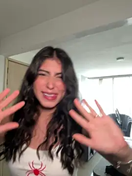 Snapshot of Gaby_zahir_ chatting on December 2024 01:13:02 PM Gaby zahir online show from December 2024 01:13:02 PM