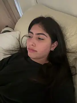 Snapshot of Gaby_zahir_ chatting on October 2025 04:06:02 PM Gaby zahir online show from October 2025 04:06:02 PM