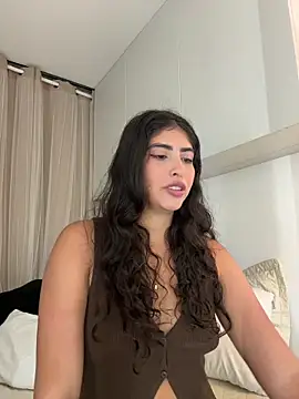 Gaby zahir  online show from April 2026 11:29:02 PM