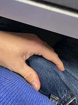 KielerMen online show from November 2025 02:34:02 AM