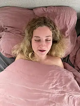 MileySummer online show from April 2026 06:09:01 AM