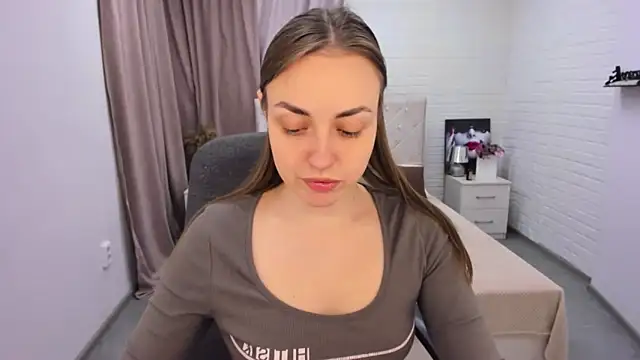 Snapshot of JessicaNickson chatting on December 2024 09:44:01 AM JessicaNickson online show from December 2024 09:44:01 AM