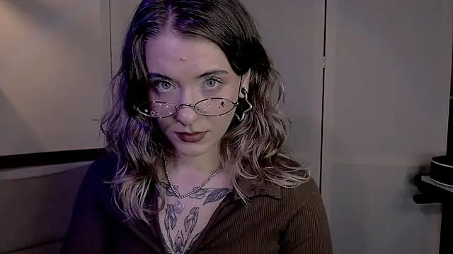 risha laas online show from December 2024 04:01:02 PM