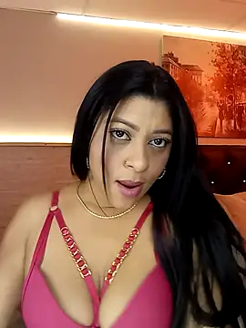 Lashmy111 online show from June 2026 07:15:01 PM