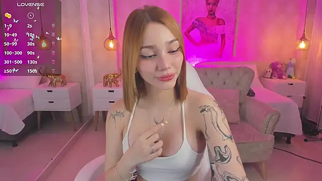 Snapshot of LITTLE-VIVI chatting on February 2025 03:23:01 AM LITTLE-VIVI online show from February 2025 03:23:01 AM