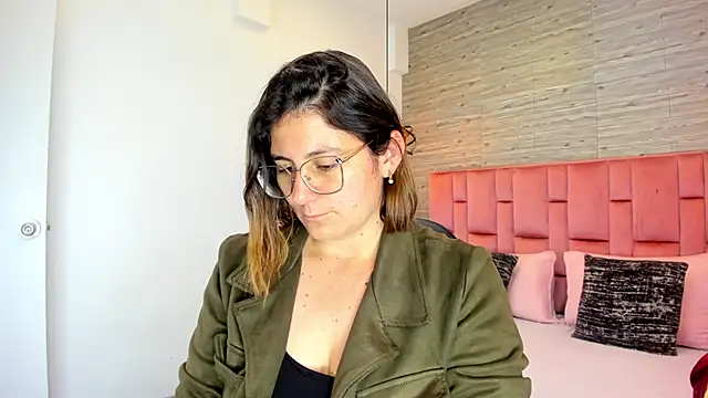 SarahDeyvis online show from September 2025 02:38:01 PM