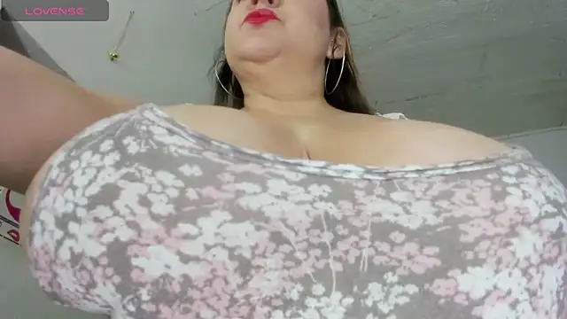 susy bigboobs online show from April 2026 08:48:01 AM