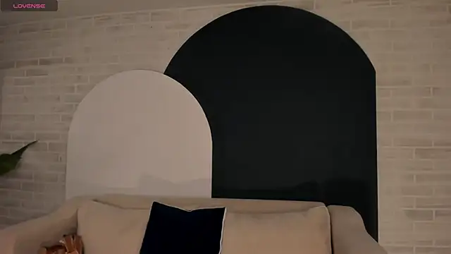 EveBensonX online show from March 2026 07:24:02 PM