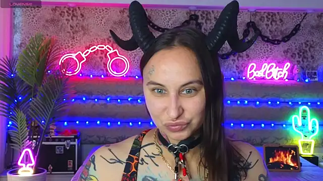 Snapshot of Cool_Freak_ chatting on July 2026 10:07:02 AM Cool Freak online show from July 2026 10:07:02 AM