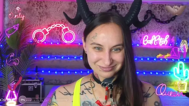 Snapshot of Cool_Freak_ chatting on August 2026 10:14:02 AM Cool Freak online show from August 2026 10:14:02 AM