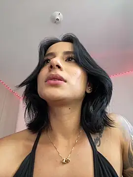 Ale Lewis online show from February 2025 09:25:02 PM