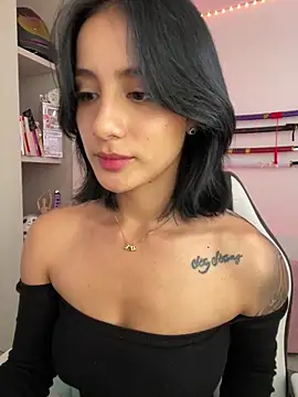 Ale Lewis online show from March 2025 08:27:01 PM