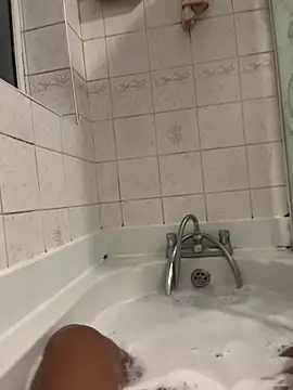 bigbrown- online show from December 2024 06:31:01 PM