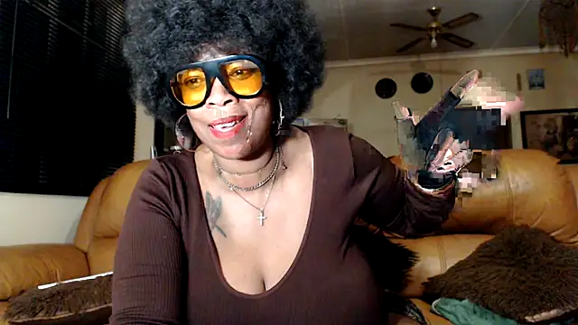 Snapshot of Gucci_Bx chatting on April 2026 08:57:02 PM Gucci Bx online show from April 2026 08:57:02 PM