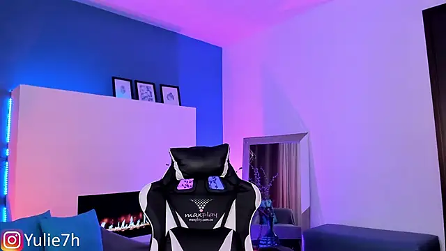  Jessy Moon  online show from September 2025 09:16:02 PM