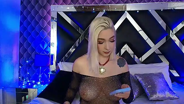 victoriaa lee  online show from February 2026 07:58:02 PM