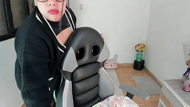 smile sweetpao online show from February 2025 01:31:02 AM