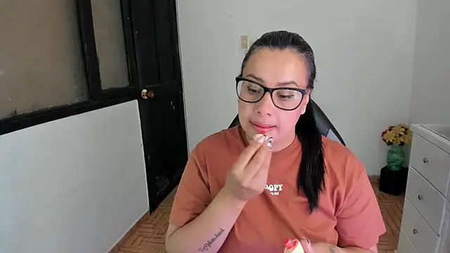 smile sweetpao online show from October 2025 12:11:01 AM