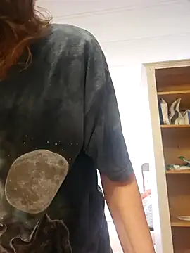 mossy kiss online show from January 2025 05:56:01 PM