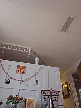 mossy kiss online show from November 2025 05:12:01 PM