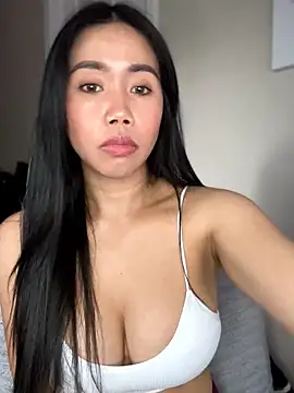 JazzieXo online show from April 2026 09:23:01 PM