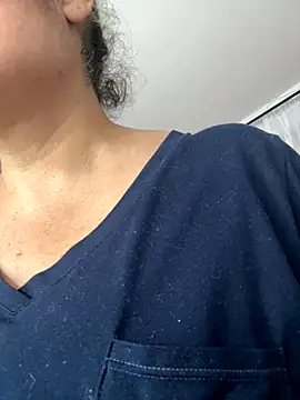 gabiTetas online show from October 2025 07:31:02 PM