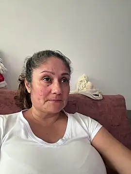 gabiTetas online show from December 2025 08:37:02 PM