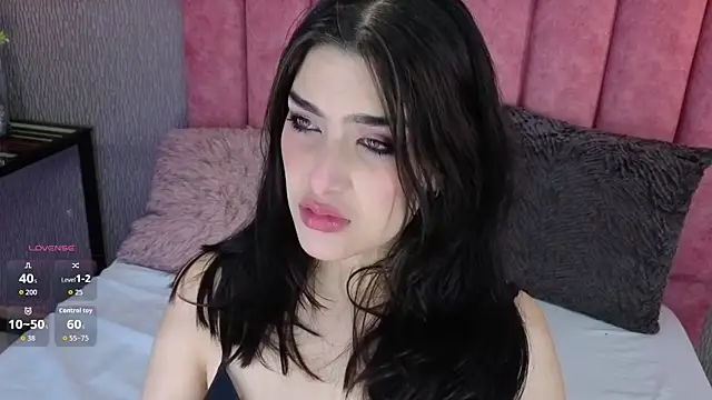 Alexa Thaylor  online show from March 2026 02:45:01 PM