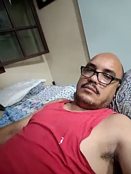 Snapshot of RobertoBuzios22 chatting on March 2025 09:27:01 PM RobertoBuzios22 online show from March 2025 09:27:01 PM