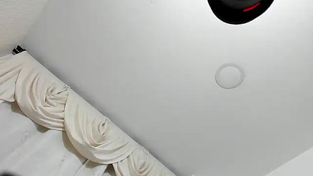 Snapshot of sarita_loven chatting on February 2026 04:42:01 AM sarita loven online show from February 2026 04:42:01 AM