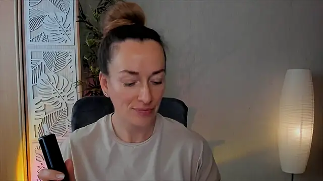 RebeccaMartinez online show from February 2026 06:09:01 AM