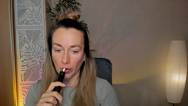 RebeccaMartinez online show from February 2026 07:08:01 AM