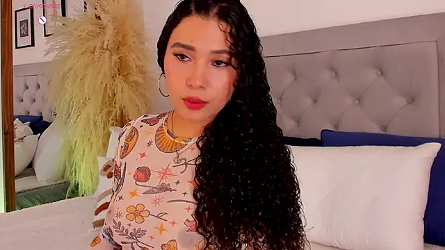 Snapshot of susan_cute198 chatting on April 2026 08:31:02 PM susan cute198 online show from April 2026 08:31:02 PM