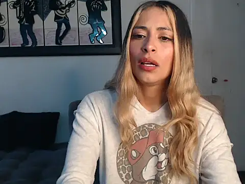 Liamiler01  online show from March 2025 11:55:02 AM