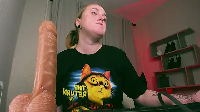 Frau  Lilith online show from January 2025 05:35:01 AM