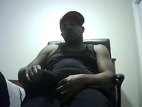 Snapshot of ThugDick79 chatting on December 2024 08:21:02 PM ThugDick79 online show from December 2024 08:21:02 PM