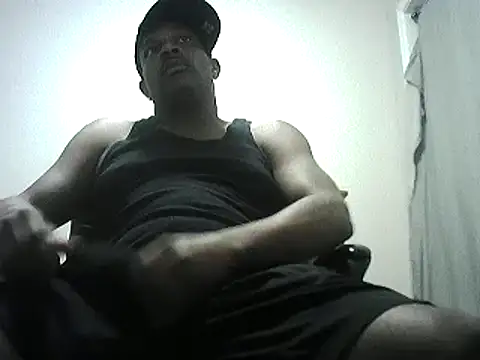 Snapshot of ThugDick79 chatting on December 2024 03:21:01 PM ThugDick79 online show from December 2024 03:21:01 PM