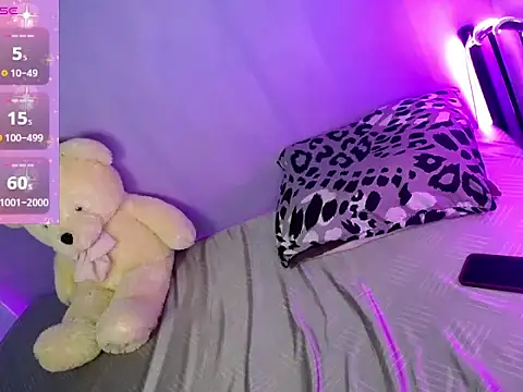 Snapshot of katie_white chatting on January 2026 07:46:01 AM katie white online show from January 2026 07:46:01 AM