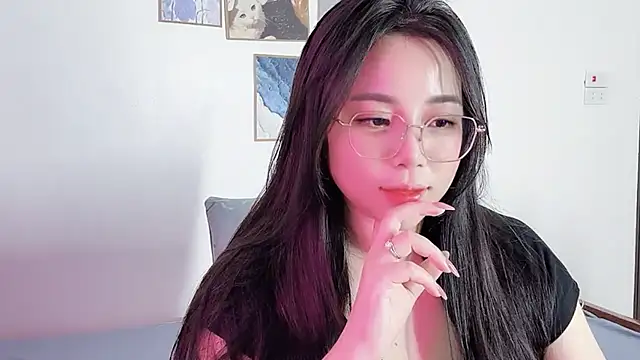 Snapshot of __Lyly__ chatting on July 2026 04:06:01 PM Lyly online show from July 2026 04:06:01 PM
