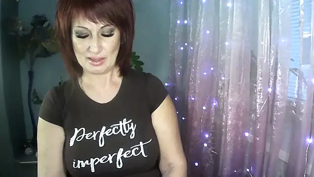 Snapshot of Faraira17 chatting on October 2025 04:35:02 AM Faraira17 online show from October 2025 04:35:02 AM