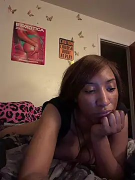 Snapshot of Iceblanca chatting on April 2026 01:20:02 AM Iceblanca online show from April 2026 01:20:02 AM