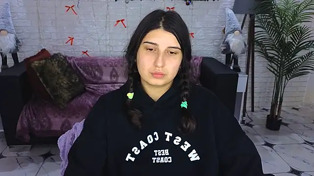 Linda EX online show from December 2024 11:50:02 AM