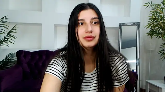 Linda EX online show from April 2026 06:42:02 AM