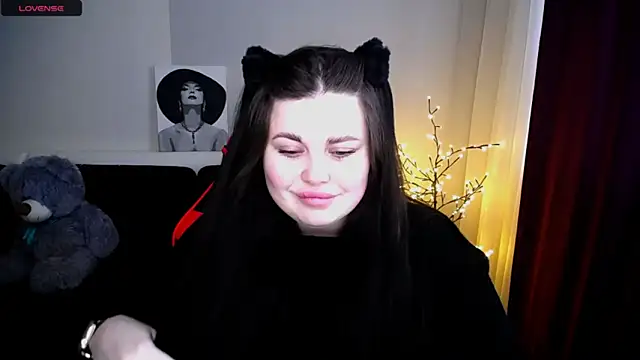 Emily Mo online show from February 2025 06:28:01 AM