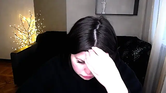 Emily Mo online show from March 2025 06:22:01 AM