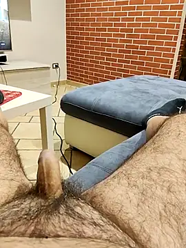 Snapshot of orsettoCum chatting on November 2025 04:39:02 PM orsettoCum online show from November 2025 04:39:02 PM