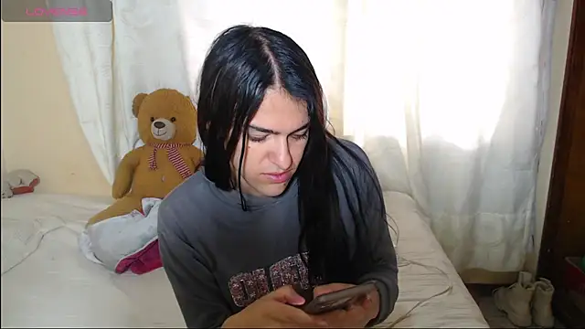 Snapshot of sweet1Girl chatting on February 2026 01:05:02 PM sweet1Girl online show from February 2026 01:05:02 PM