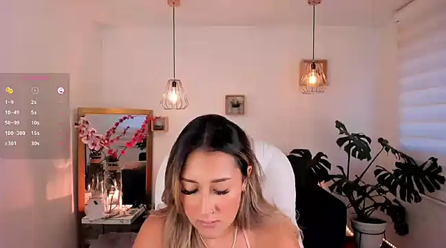 Snapshot of dina_ride chatting on February 2025 12:37:01 PM dina ride online show from February 2025 12:37:01 PM